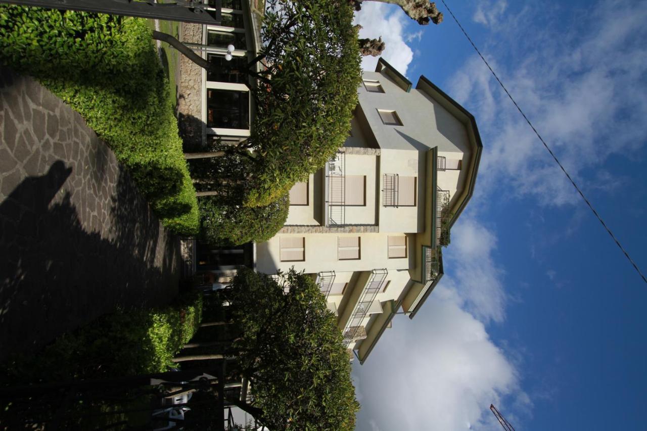 Hotel Montecarlo Lido di Camaiore Exterior photo