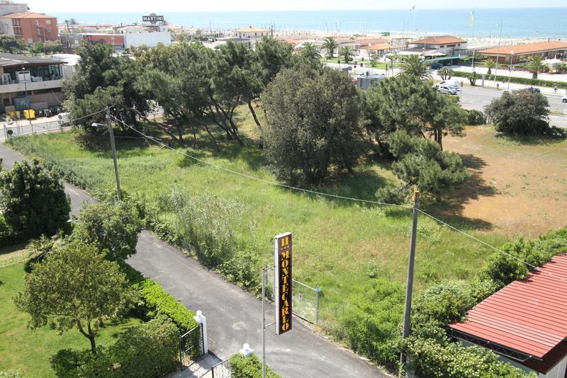 Hotel Montecarlo Lido di Camaiore Exterior photo