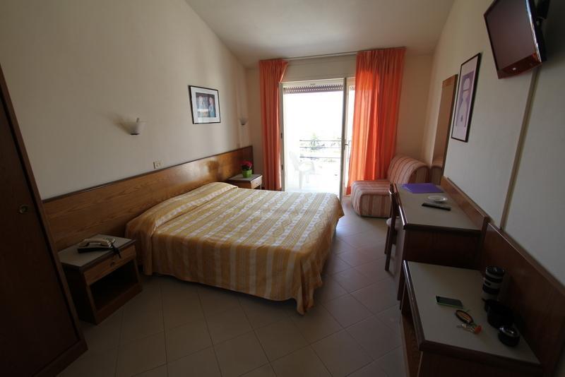 Hotel Montecarlo Lido di Camaiore Room photo