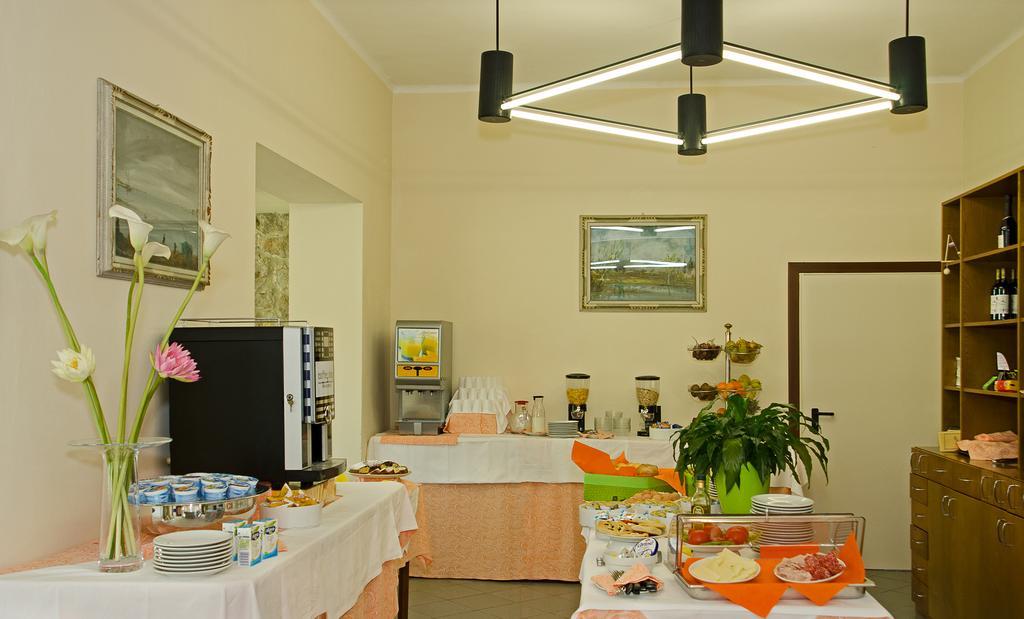 Hotel Montecarlo Lido di Camaiore Exterior photo